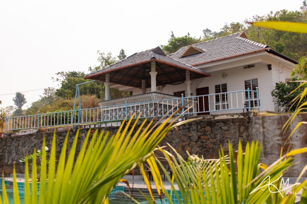 Oxy Valley Resorts - Tap to explore photos