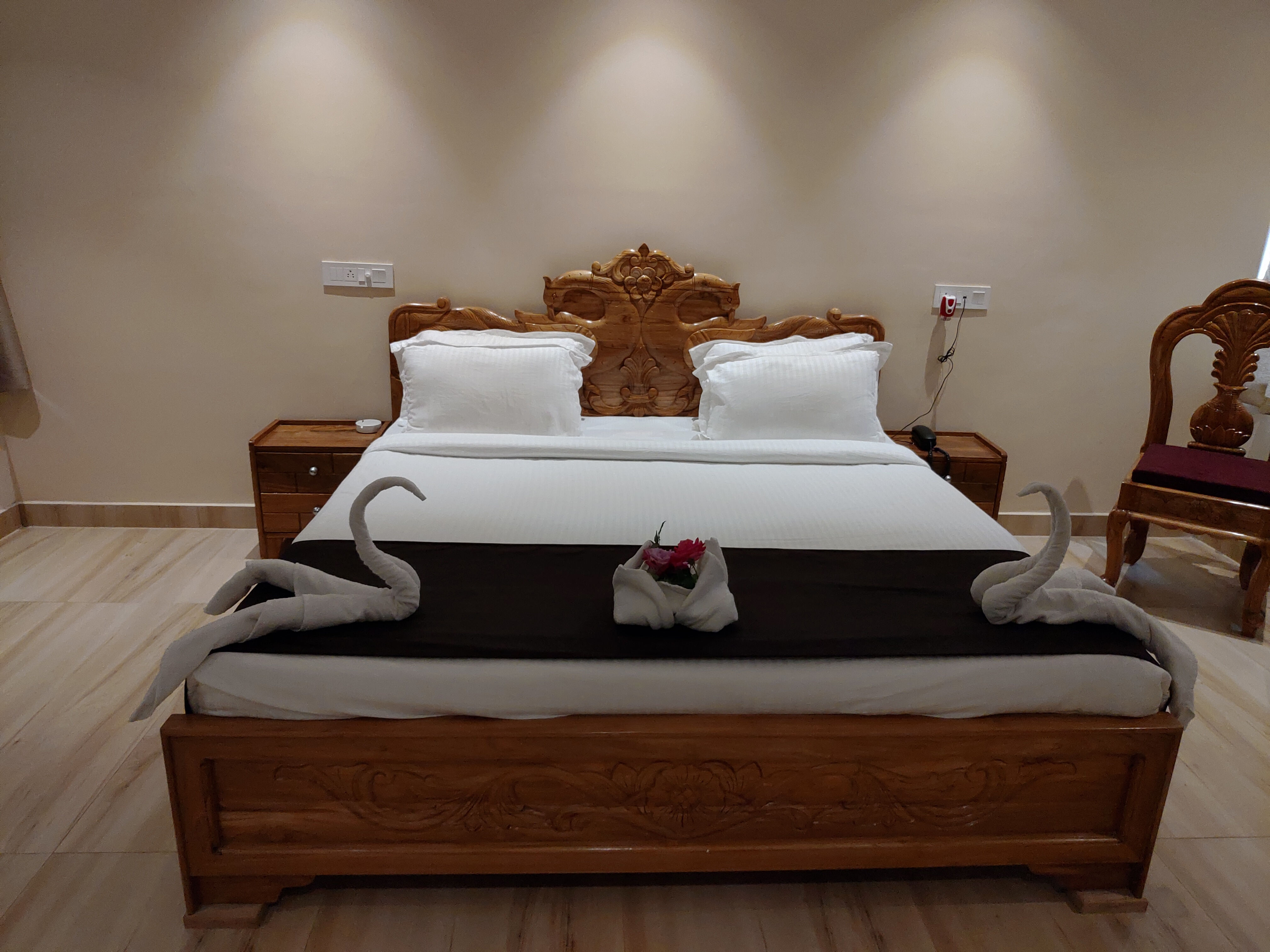 Utopia Resort Daringbadi - Tap to explore photos