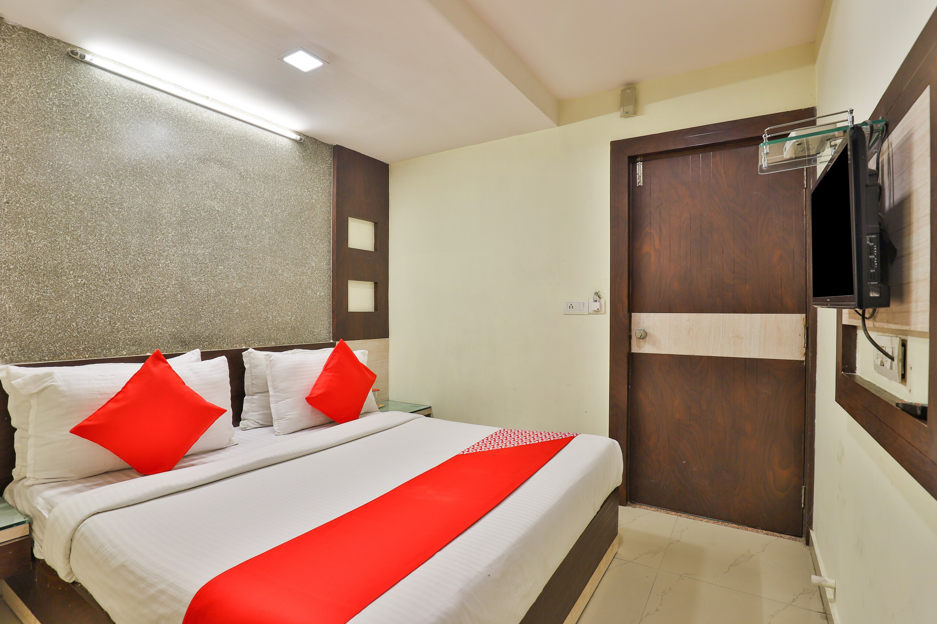 Hotel O Sri Balaji Residency - Tap to explore photos