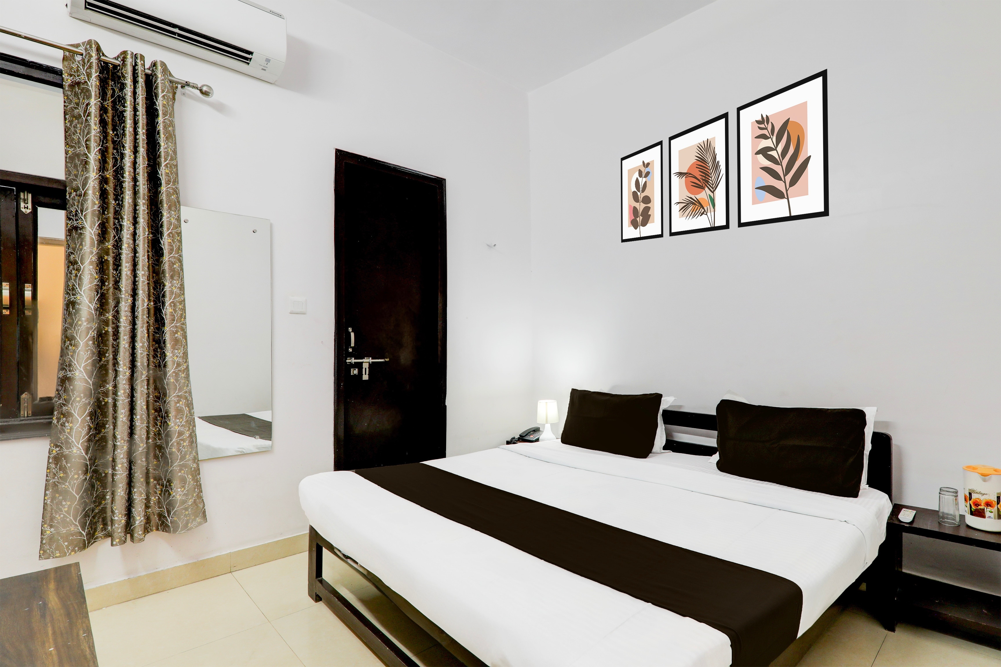 Super Hotel O Indira Nagar - Tap to explore photos