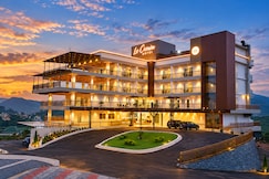 Le Crown Hotel, Vagamon