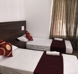 Family Room with Sea View