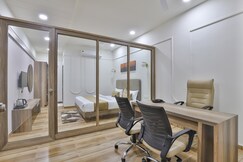Hotel SR Regency, Nadiad