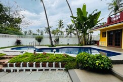 Nina's Aqua Paradise - A Private Pool Villa, Goa