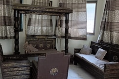 Etranger Villa, Khuldabad