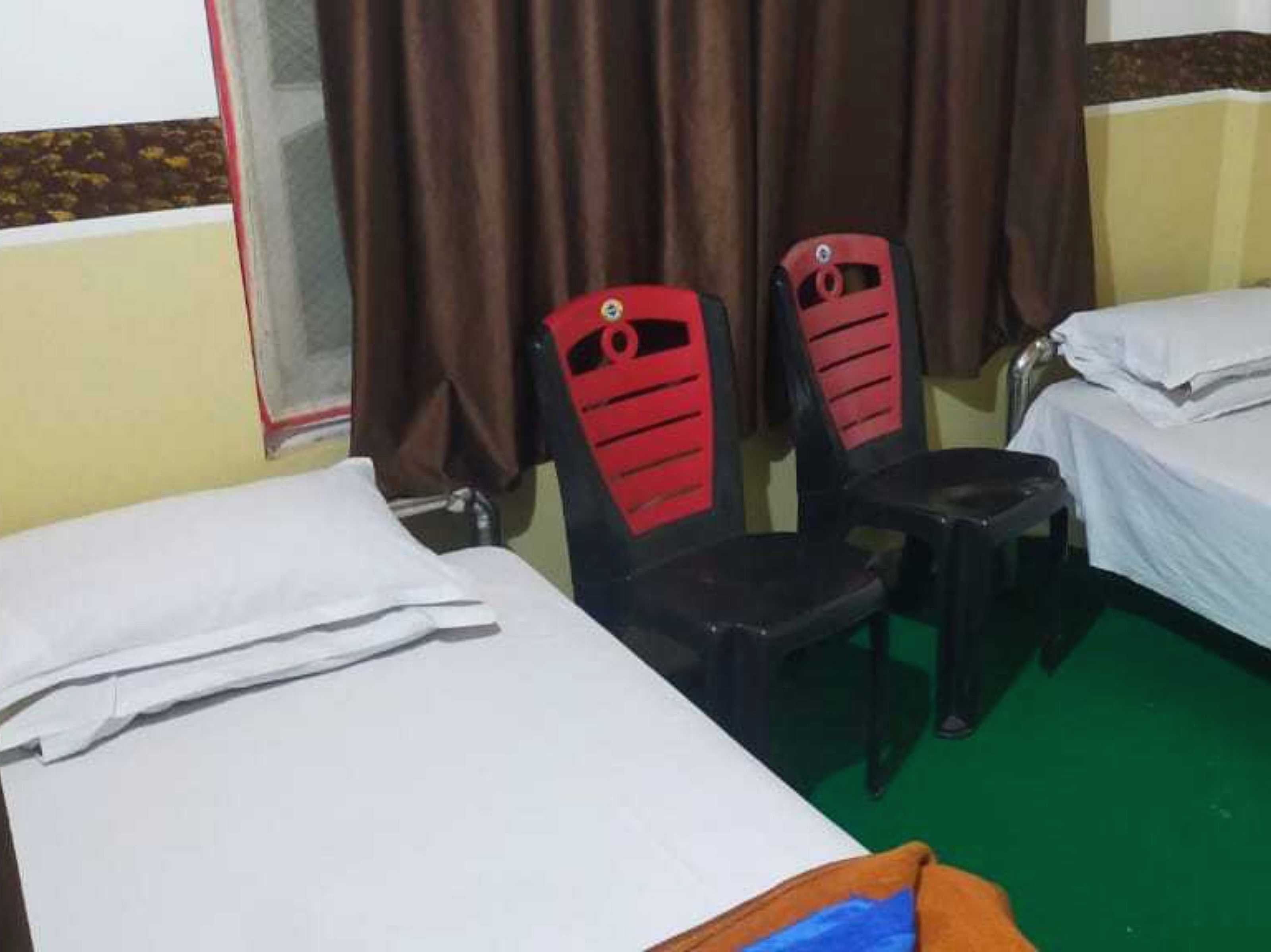 Capital O Tamu Homestay - Tap to explore photos