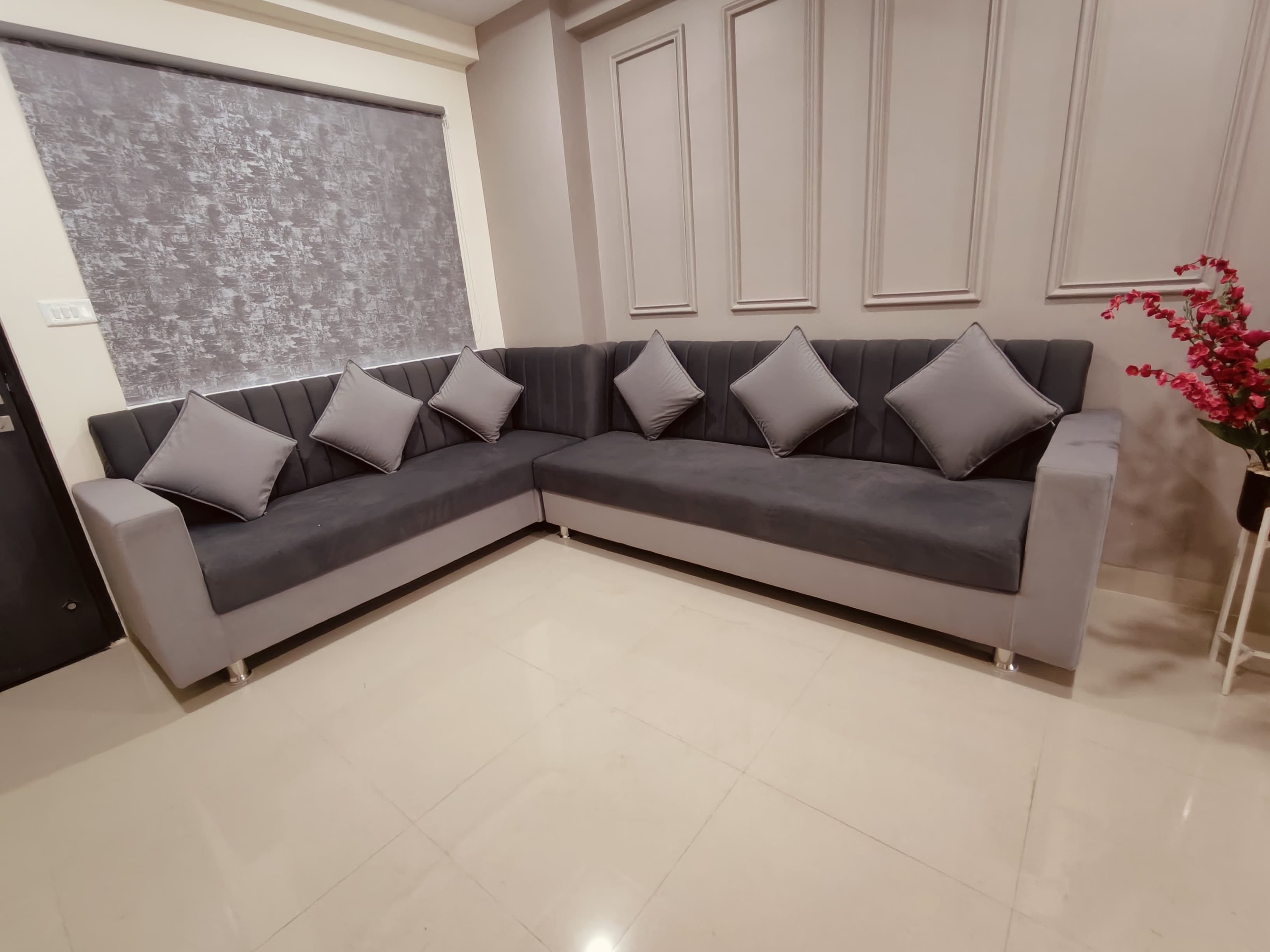 Comfy Nest Fully Furnished -112 - Tap to explore photos