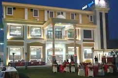 Red Sapphire, Moradabad