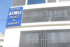 Hotel Atmij Palace & Banquet, Rajkot