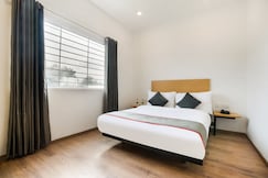 Townhouse The Awadh Airport Near Chaudhary Charan Singh International Airport, Lucknow