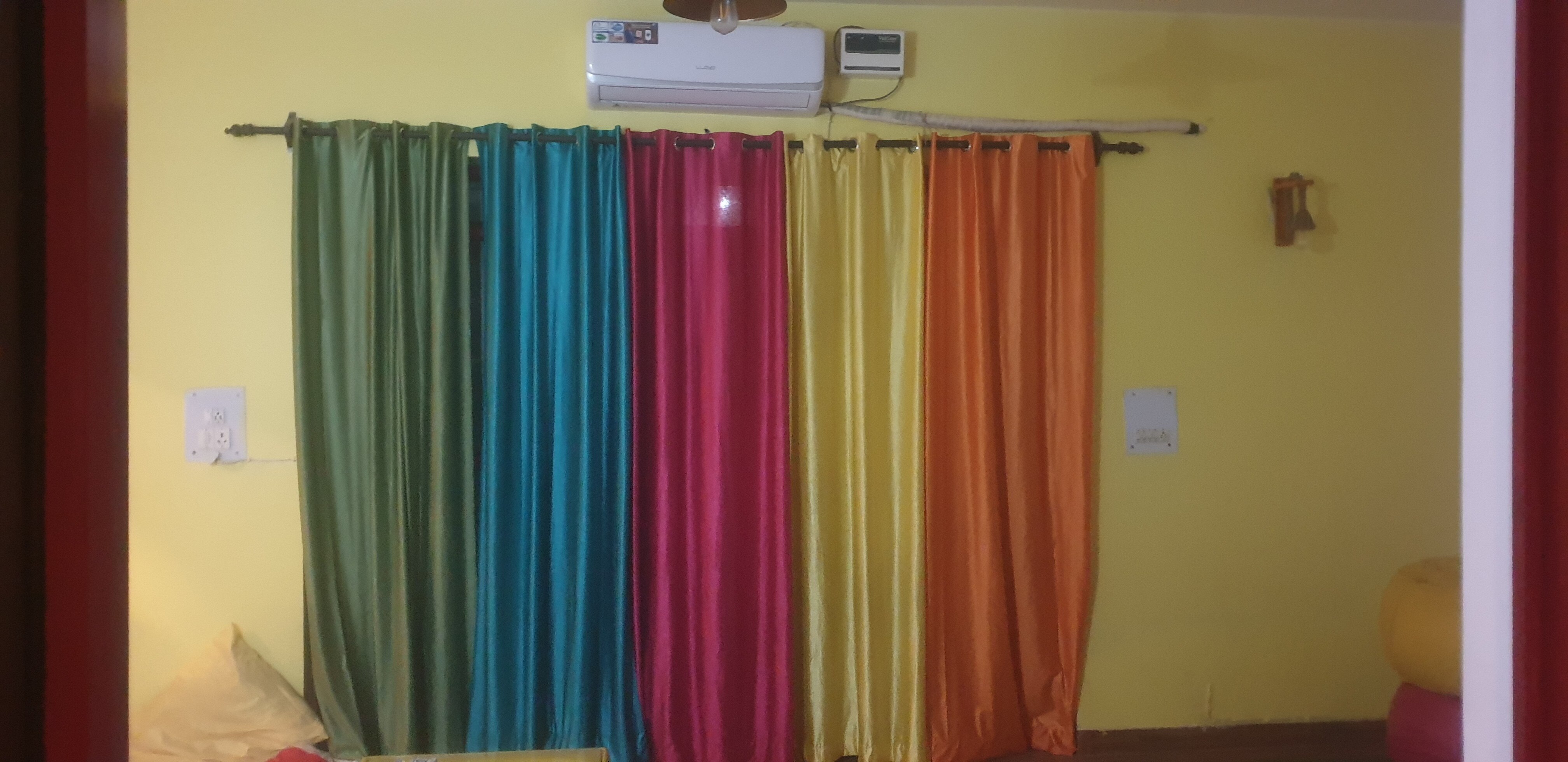 Nivasa Backpackers Hostel - Tap to explore photos
