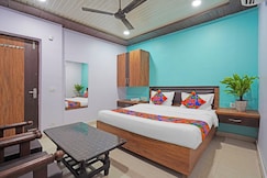 Fabhotel Shri Rawat Kunj - 150m From Banke Bihari temple, Vrindavan