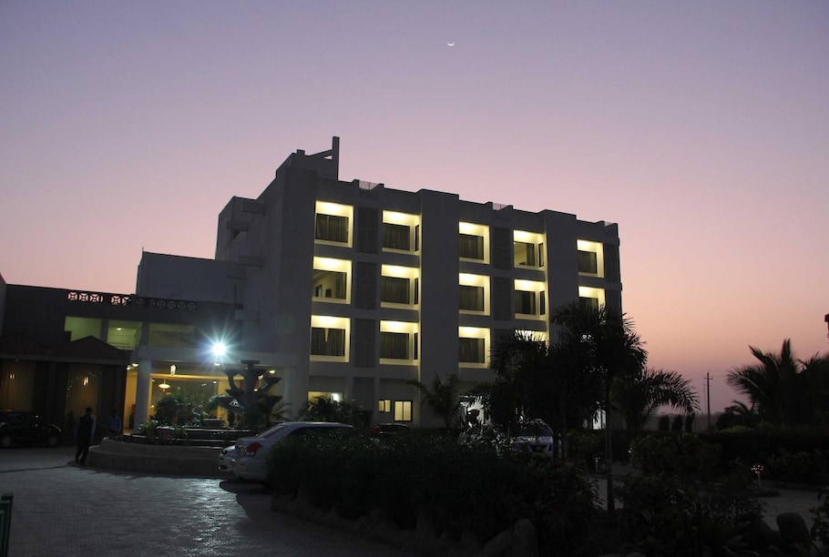 Goverdhan Greens Dwarka Hotel Free Cancellation Price Address Reviews Goverdhan Greens Dwarka Hotel Free Cancellation Price Address Reviews