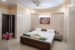 SHRI HARIVANSH SEWA KUNJ, Vrindavan