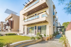 Royal Residence Cyber city, Gurgaon