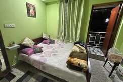 ShaJhi's Nest, Shillong