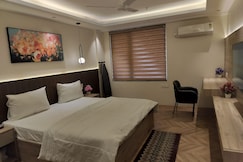 Metro Studio, Greater Noida