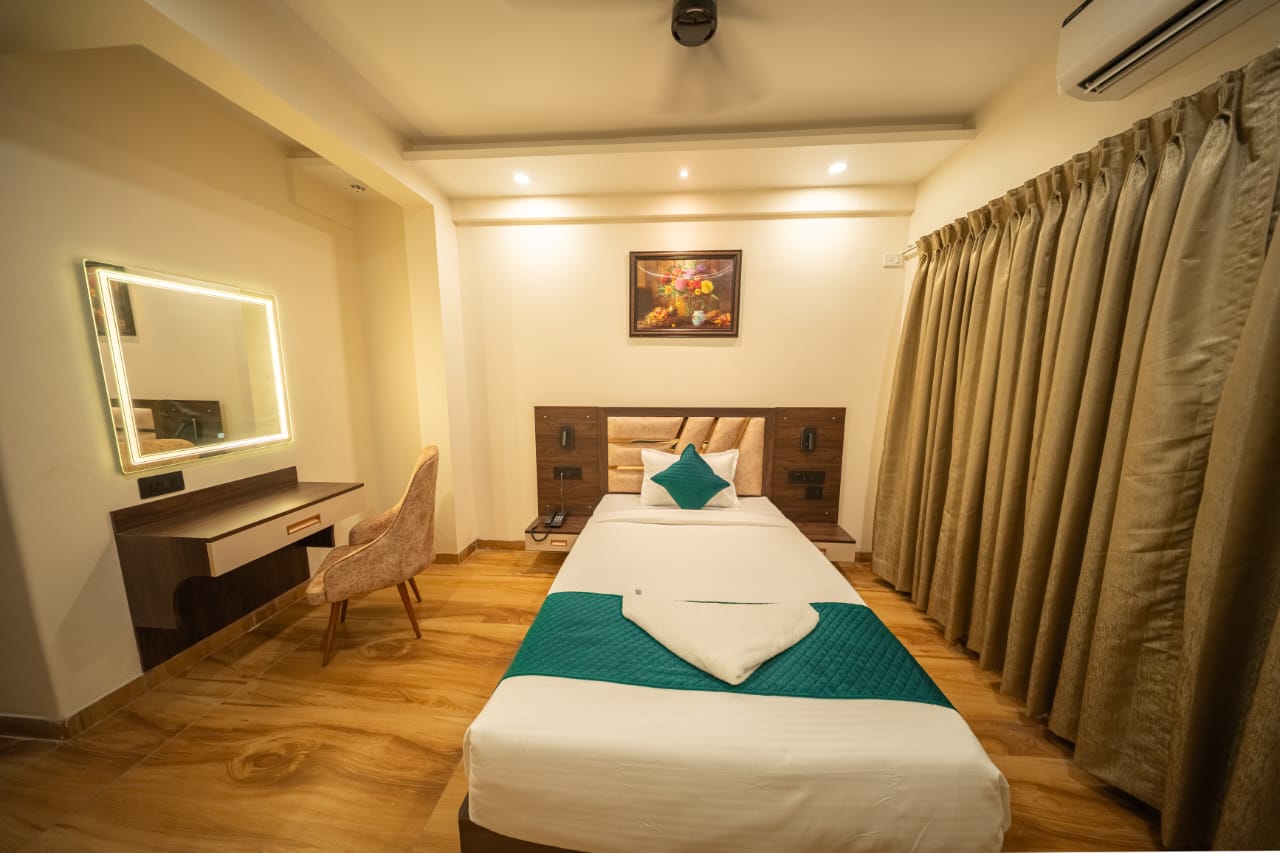 Hotel Navil Exotica - Tap to explore photos