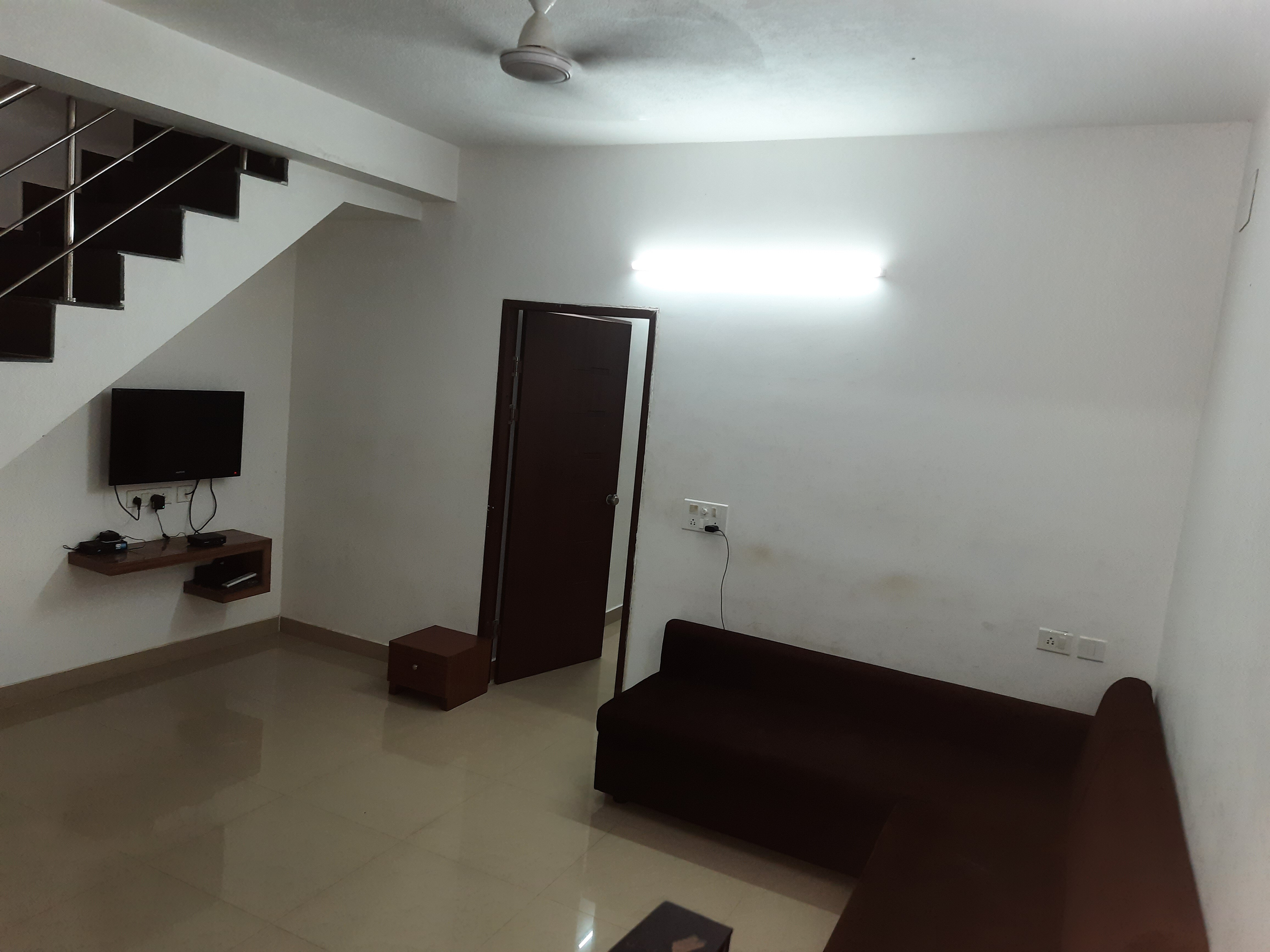 Nadendla's Service Apartment | Rooms & Wi-Fi - Tap to explore photos