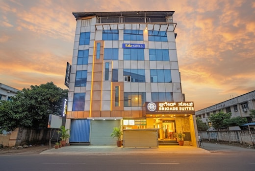 FabExpress Brigade Suites