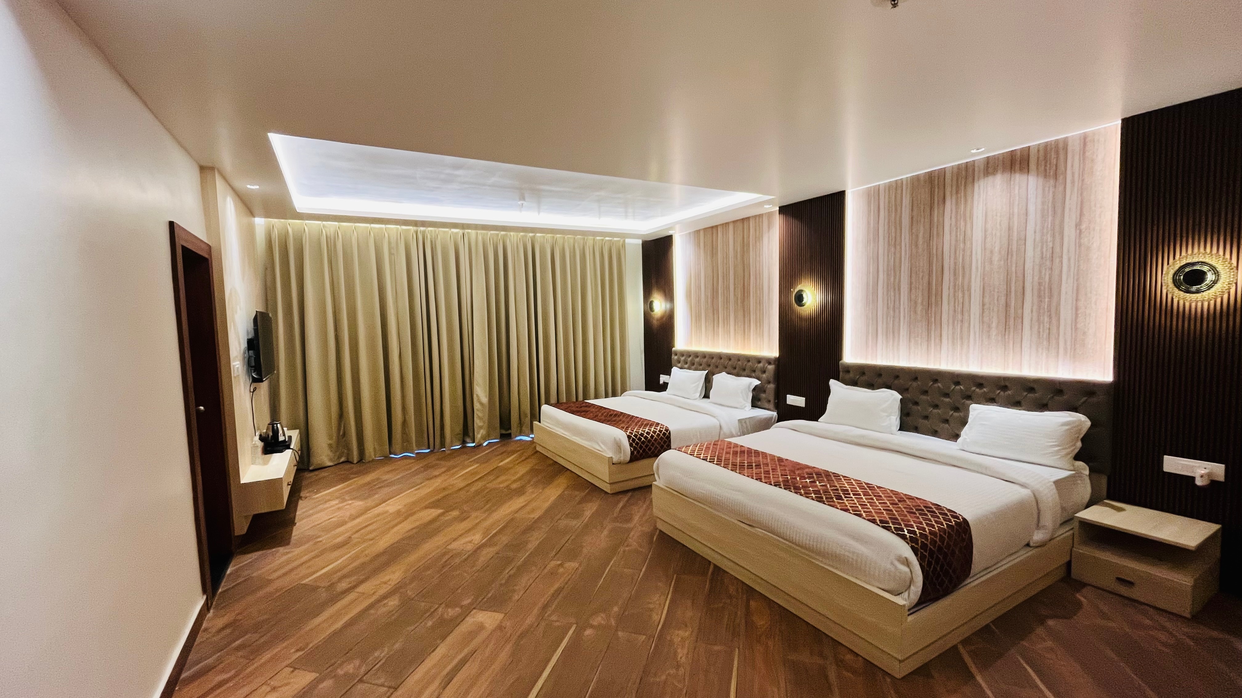 Four Leaf Hotel Arjuna Manor, Varanasi, Varanasi