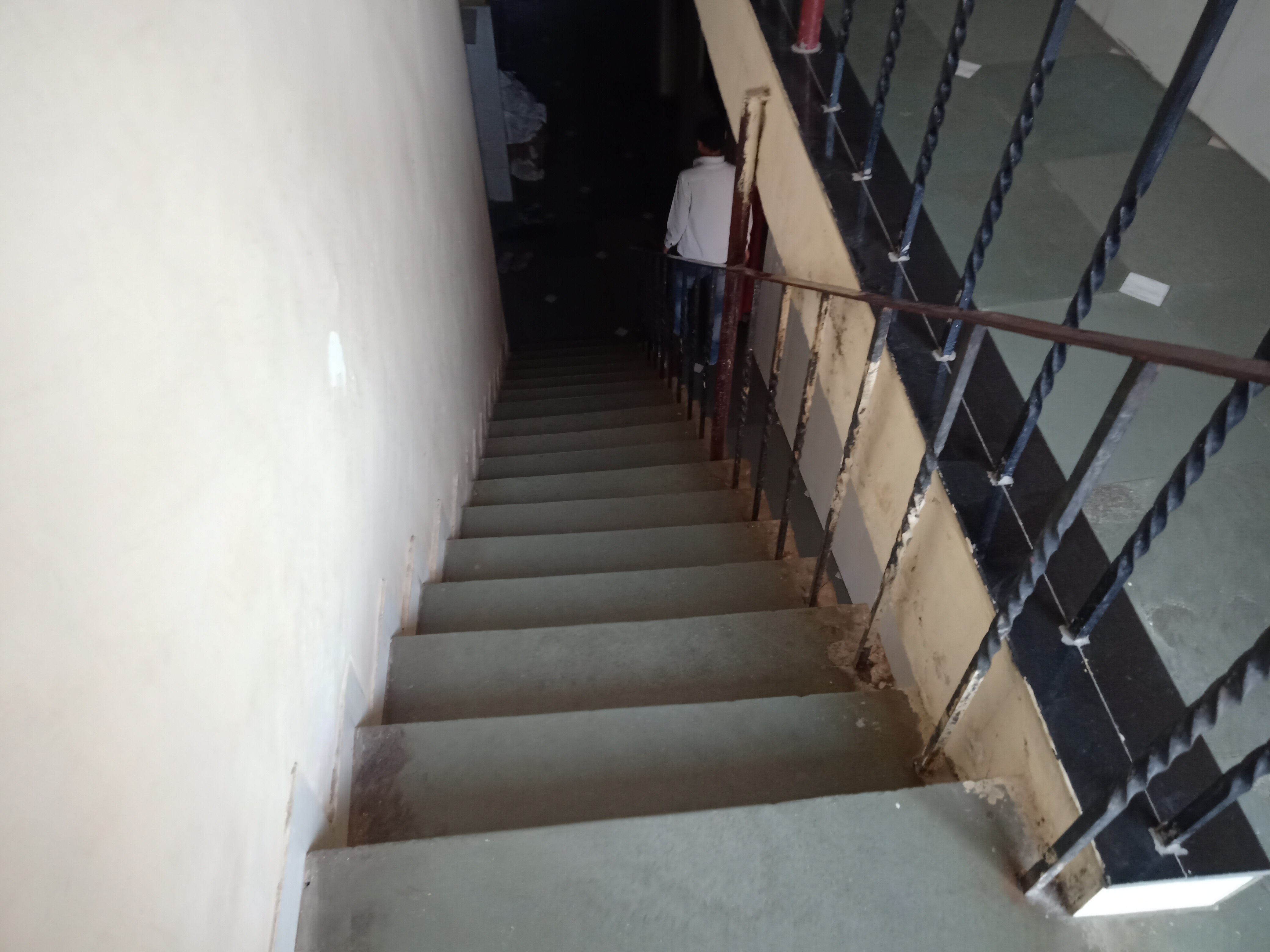 Vazir Guest House - Tap to explore photos