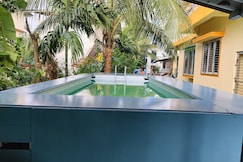 RR Villa Room, Alibaug