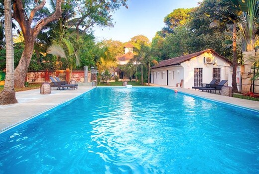 Villa Amore 6 Bedroom Beach Front Villa In Candolim Goa Villa Price Address Reviews