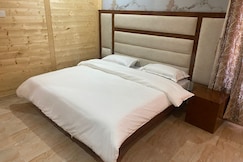 Oneness Heritage, Patnitop