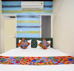 Double bed non ac room