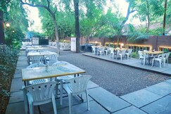 Hotel Dhruva, Solapur (Pet Friendly), Barshi