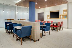 Holiday Inn Express & Suites KING GEORGE - DAHLGREN, Charles