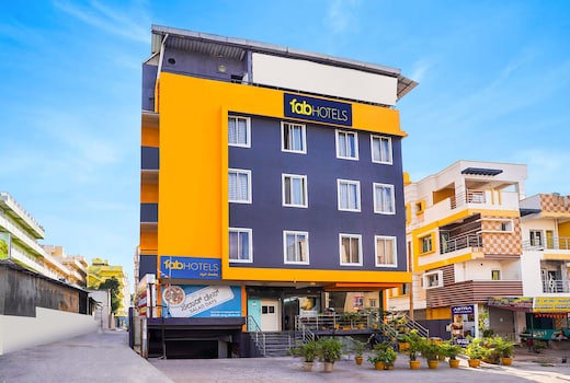 FabHotel VJR Electronic City