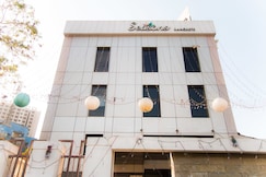 Seasons Hotel, Thane