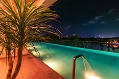 Crescent Luxe Stayz, Cochin