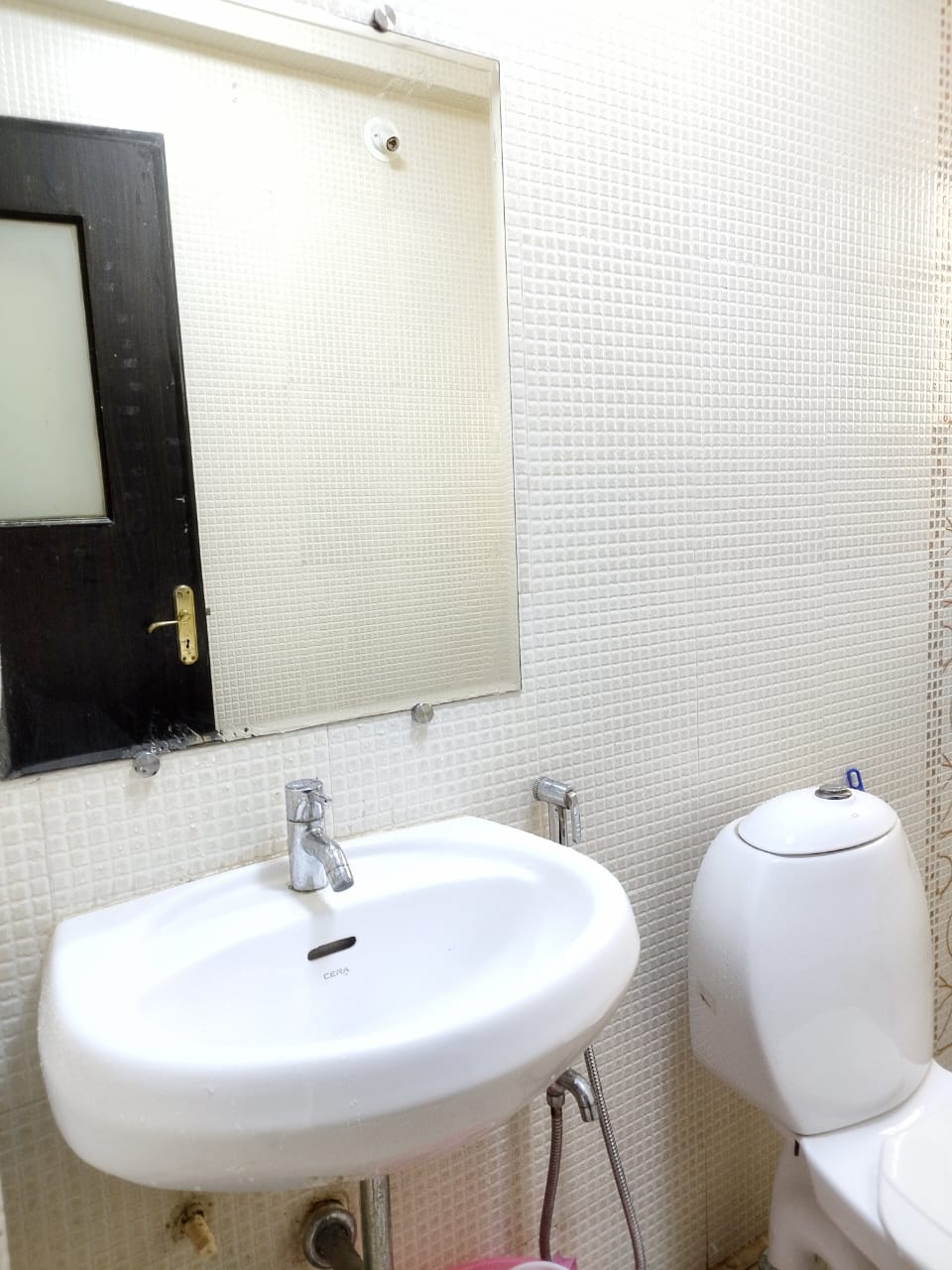 1BHK SnS 2AC Pool kitchen washmach Invtr near beach - Tap to explore photos