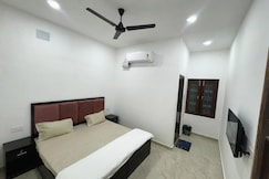 Divine Kashi   Near Shree Kashi Vishwanath Temple, Varanasi