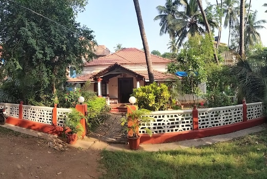 AC- Villa Luiza Calangute