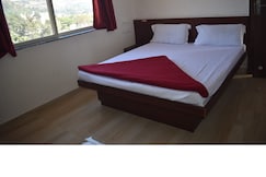 Star Holiday Home Hill Resort, Saputara