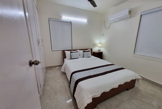 Superb Flat in  Chennai Shopping District