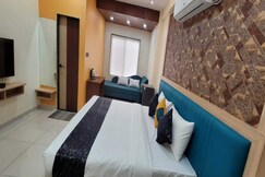 Hotel SOL, Indore