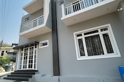 Baglamukhi Bliss, Khajjiar