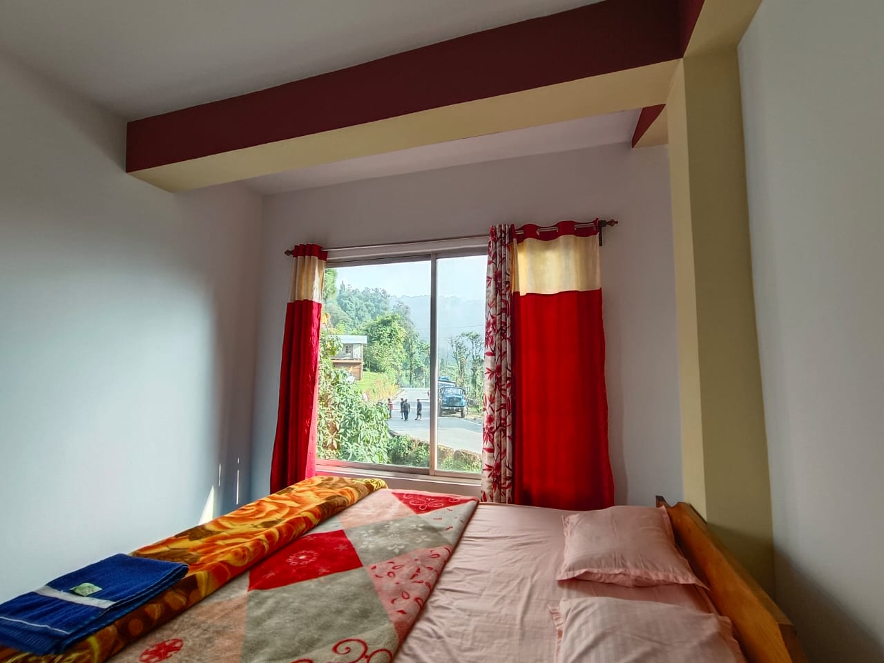 Feathers India Home Stay - Tap to explore photos