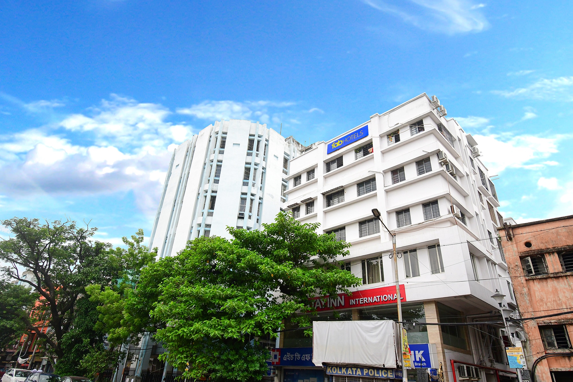 FabHotel Stay Inn International - Nr. Sealdah Station - Tap to explore photos