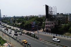 Himalaya Inn Guesthouse Near TCS Gitobitan, Kolkata