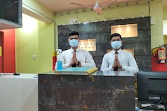 Hotel Saan Berhampur, Siuri