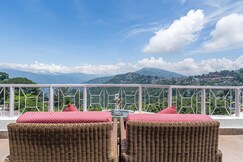 Lillium Hotel & Spa, Mechi