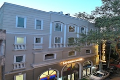 Hotel Sapphire House@5Mins from NDLS and Metro, Delhi