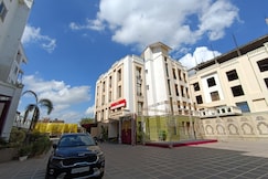 THE GRAND UTSAV MOTEL & CHATORI RESTURENT, Jaunpur