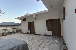 The Pine nest, Kasauli